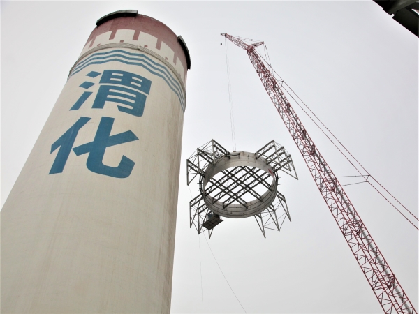 4月11日，主桁架吊裝.jpg